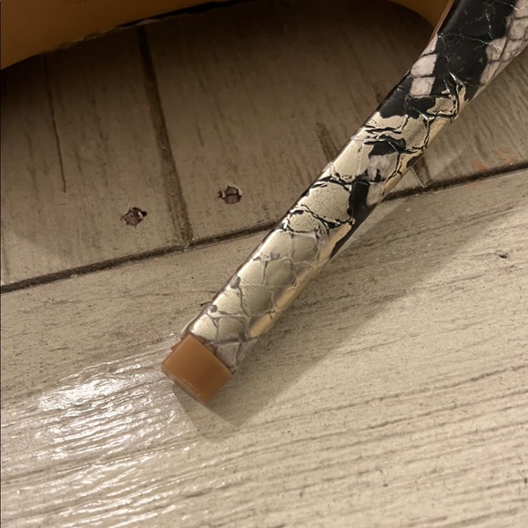 Express Snakeskin Patterned Heeled Mules - Picture 5 of 7